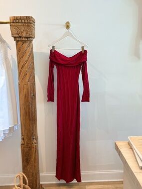Oh Polly Off-Shoulder Long Sleeve Maxi Dress in Berry Red